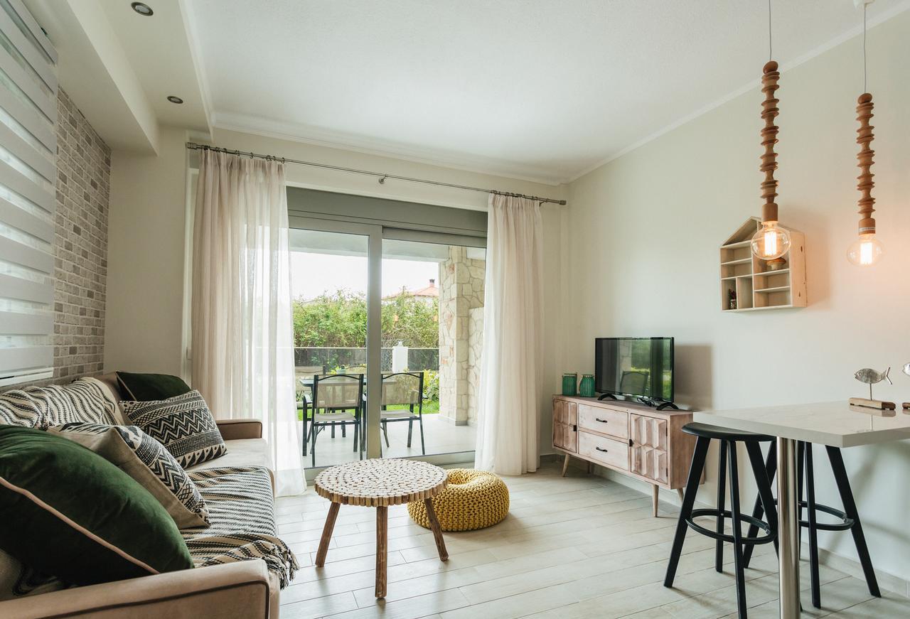 Enastron Apartment Pefkochori Ngoại thất bức ảnh